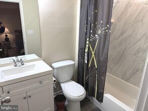 6360 Dakine Cir in Springfield, VA - Building Photo - Building Photo