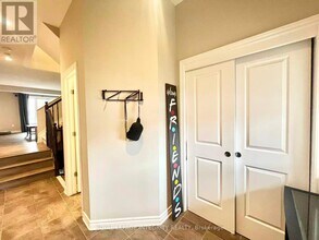 518 Paine Ave in Ottawa, ON - Building Photo - Building Photo