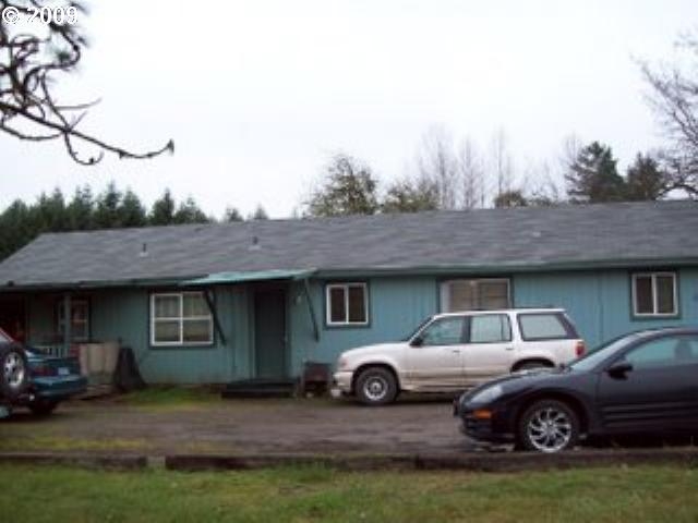 78180 Hwy 99 in Cottage Grove, OR - Building Photo