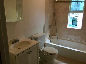 40 Imrie Rd, Unit 3 in Boston, MA - Building Photo - Building Photo