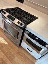 57 Hawthorne St in Somerville, MA - Building Photo - Building Photo