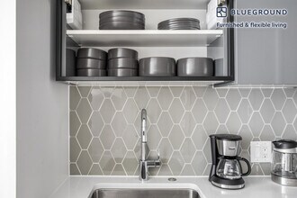 345 Harrison Ave-Unit -FL11-ID540 in Boston, MA - Building Photo - Building Photo
