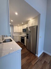 19117 Ballinger Way NE in Lake Forest Park, WA - Building Photo - Building Photo