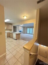 2755 N Forest Rd in Getzville, NY - Building Photo - Building Photo