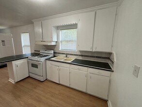 414 Dodd St in Nash, TX - Building Photo - Building Photo