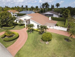 13945 SW 107th Ct in Miami, FL - Building Photo - Building Photo