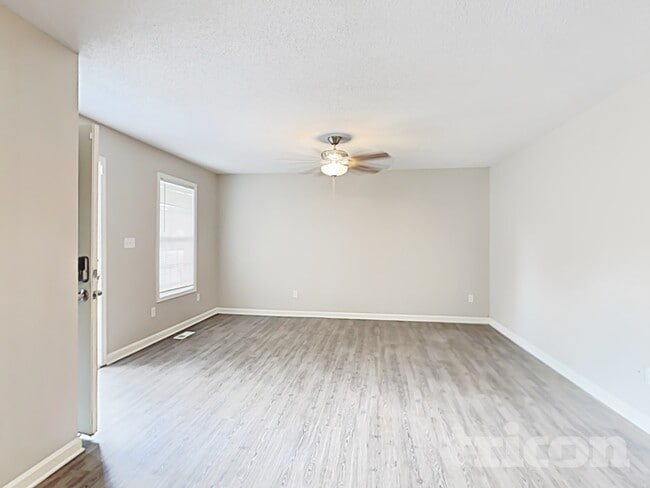 1031 Castle Rock Ct in Concord, NC - Foto de edificio - Building Photo