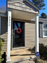 2328 Bernard St in Raleigh, NC - Foto de edificio - Building Photo