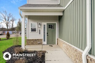 2064 N Sarah Dr in Jeffersonville, IN - Building Photo