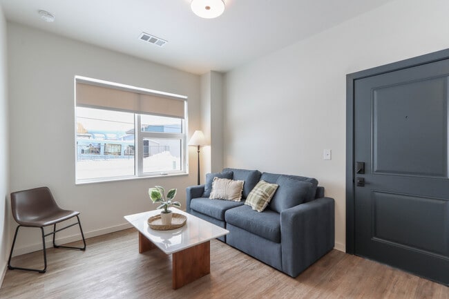 Evergreen Landing Apartments on 8th in Wausau, WI - Building Photo - Building Photo