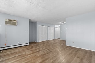 Terrace Court Apartments in Detroit, MI - Foto de edificio - Building Photo