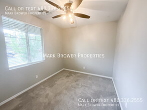 9314 E Saturn Ave in Mesa, AZ - Building Photo - Building Photo
