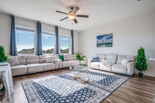 property at 844 Lauren Grove Ln