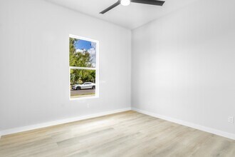 5312 W Northwood St in Edinburg, TX - Building Photo - Building Photo