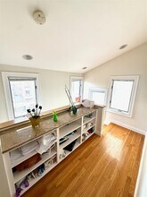 1110 Massachusetts Ave, Unit 3 in Cambridge, MA - Building Photo - Building Photo
