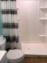 5 Morrison St, Unit Right in Babylon, NY - Building Photo - Building Photo