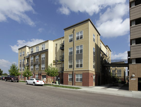 Lofts at Belmar Square in Lakewood, CO - Building Photo - Building Photo