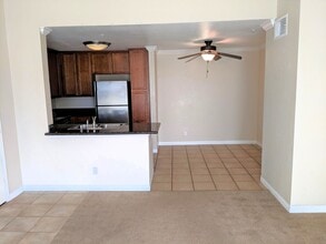 1015 La Terraza Cir in Corona, CA - Building Photo - Building Photo