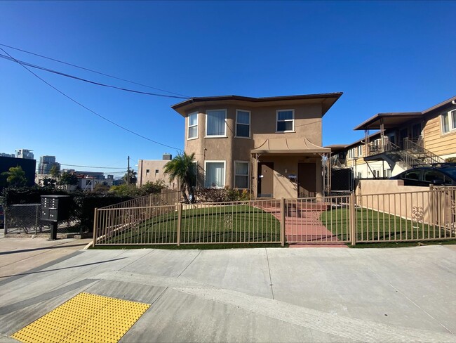 property at 2022 Front St