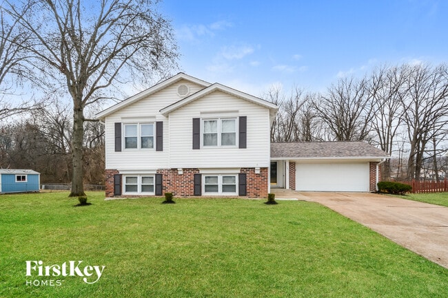 341 Lemonwood Dr in St. Peters, MO - Foto de edificio - Building Photo