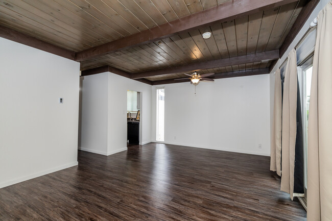 North Street Apartments in Santa Rosa, CA - Foto de edificio - Interior Photo