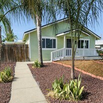 835 E Nocta St in Ontario, CA - Building Photo