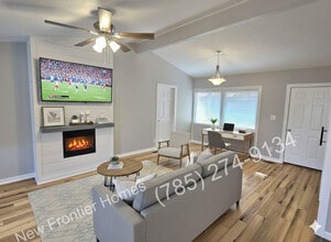 122 Albany St in Salina, KS - Building Photo - Building Photo