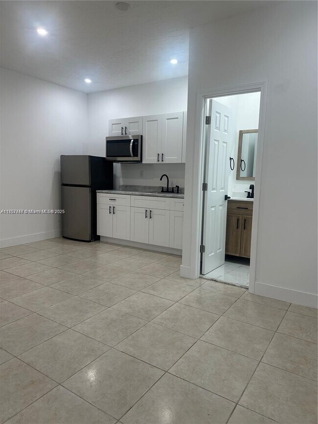 16460 SW 280th St in Homestead, FL - Building Photo - Building Photo