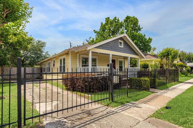 4005 Michaux St in Houston, TX - Building Photo - Building Photo