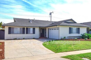 298 Glenwood Ave in Ventura, CA - Building Photo