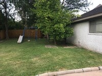 9306 Longstaff Dr photo'