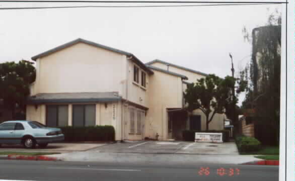 Pacific Beach Apartments in San Diego, CA - Building Photo - Building Photo