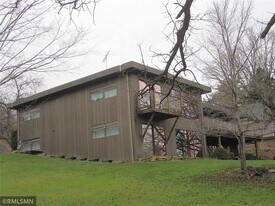 61 Oak Ridge Dr in River Falls, WI - Building Photo