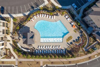 The Luxe of Huntersville in Huntersville, NC - Building Photo - Building Photo