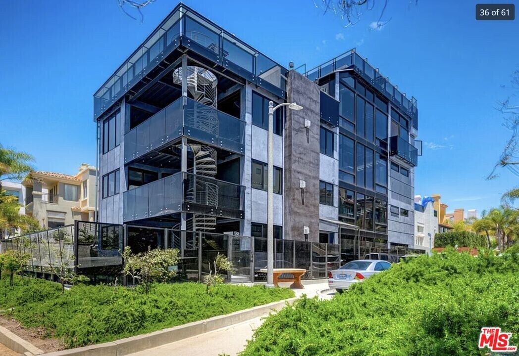 5115 Vía Donte in Marina Del Rey, CA - Building Photo