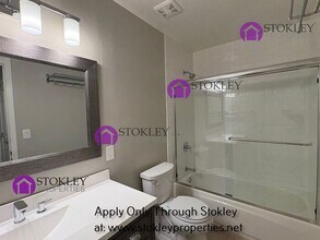 22 Rolling Green Cir in Pleasant Hill, CA - Building Photo - Building Photo