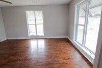 461 Buckner Ave photo'