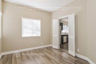 453 Mayan Dr in Henderson, NV - Building Photo - Building Photo