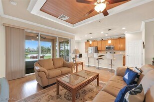 8419 Benelli Ct in Naples, FL - Building Photo