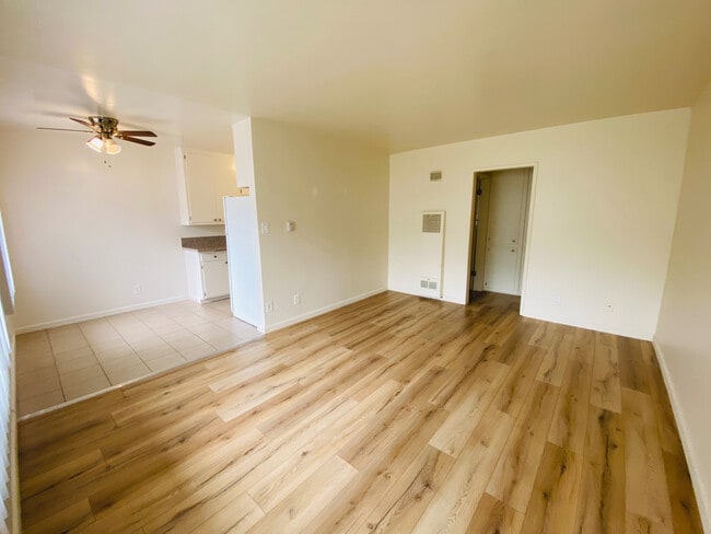 1238 Kenmore Ave in Los Angeles, CA - Building Photo - Building Photo