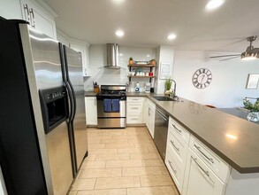 723 Seacoast Dr in Imperial Beach, CA - Building Photo - Building Photo