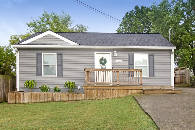 666 Annex Ave in Nashville, TN - Foto de edificio - Building Photo