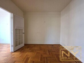 43-05 Forley St in Queens, NY - Building Photo - Building Photo