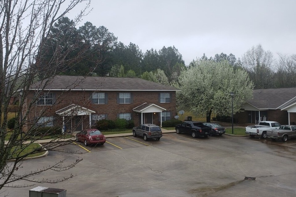 Blountsville Park in Blountsville, AL - Building Photo