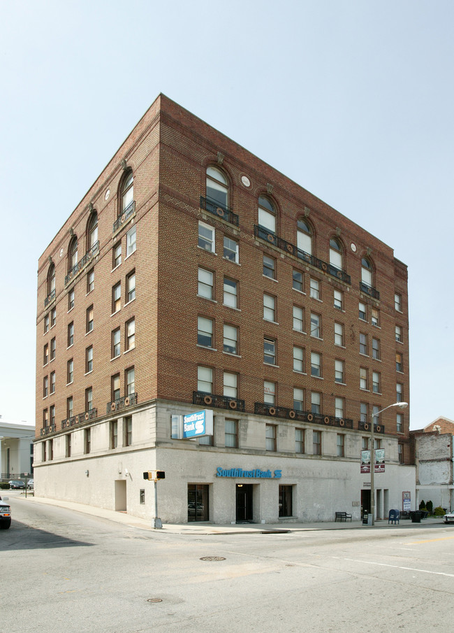 Courthouse View Apartments in Petersburg, VA - Building Photo - Building Photo