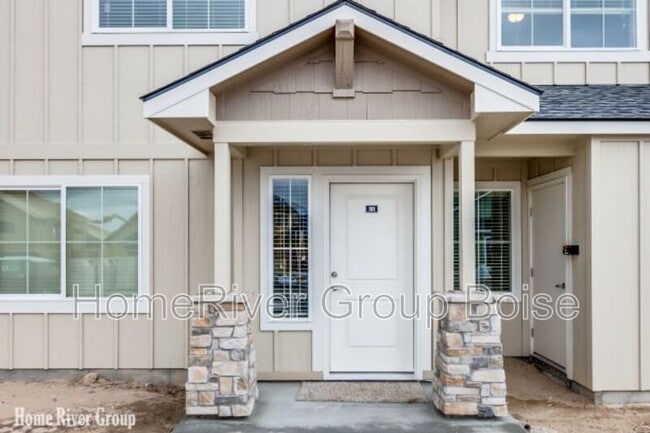 property at 182 S Trek Ln