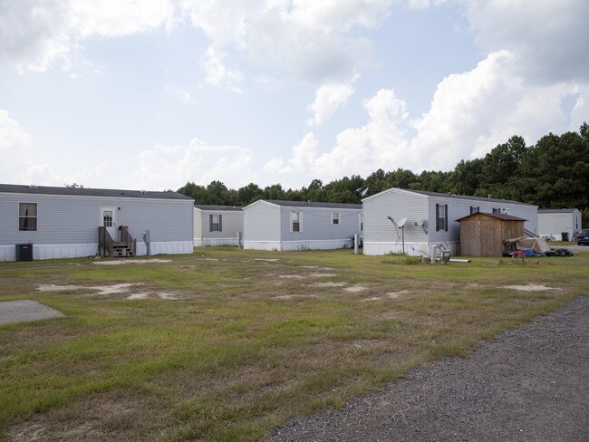 6520 Hwy 21 in Port Wentworth, GA - Building Photo - Building Photo