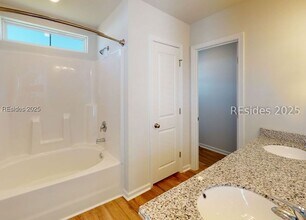 36 Kelsey Ln in Bluffton, SC - Building Photo - Building Photo