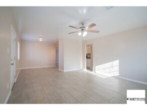4609 E Almeria Rd in Phoenix, AZ - Building Photo - Building Photo