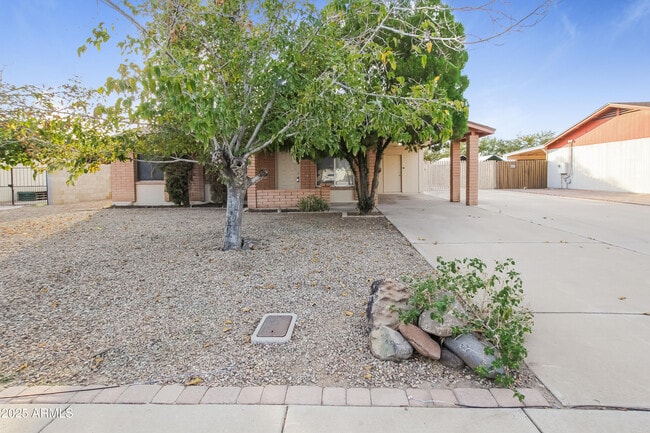 property at 16446 N 62nd Ave
